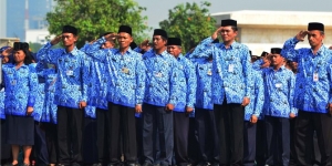 Guru SMK dan SMA beralih ke Pemprov