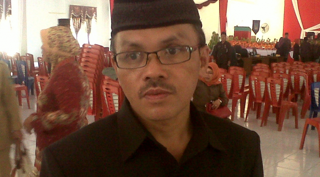 tedi-manika-kadis-pu