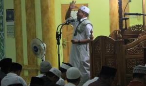 Ustadz Dani Pontoh Tauziah PISB Bolsel Agama Islam