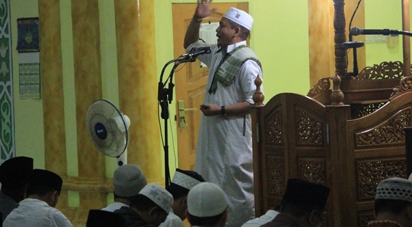 Ustadz Dani Pontoh Tauziah PISB Bolsel Agama Islam