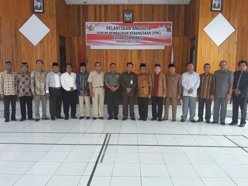 Pemkot Lantik Pengurus FPK Kotamobagu Pemkot Lantik Pengurus FPK Kotamobagu